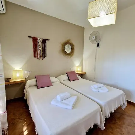 Torrenueva Villa *